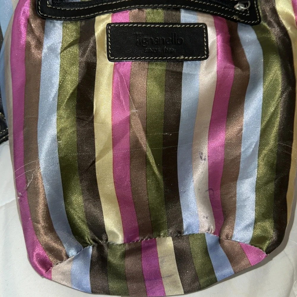 Tignanello black leather hobo bag with charms very nice destitute soft stylish - Picture 14 of 17